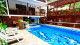 Vila Atlântica Inn - De volta à estada, a piscina climatizada está à espera, assim como a piscina infantil, para os pequenos.