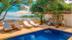 Vila Barracuda Boutique Hotel - Já os momentos de lazer são vividos na piscina ao ar livre, excelente para refrescar o calor da Bahia.