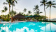 Villa dos Corais Pousada - Antes de explorar o destino, curta a pousada! A primeira parada é a piscina adulto e infantil, com borda infinita.