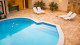 Vivá Barra Hotel Pousada - Escolha entre tomar o seu sol na piscina do hotel ou na areia branca da praia.