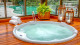 Wyndham Gramado Resort - Além das piscinas, as jacuzzis são perfeitas para relaxar. O hotel é o único com águas termais em Gramado!